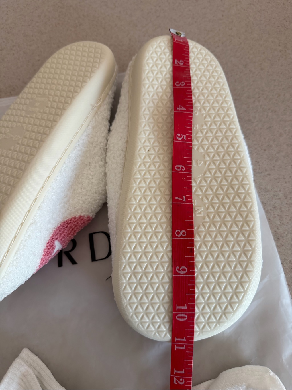 Nordic Peace Plush Slip-On Slippers With Pink Smile Design Sz 8-8.5 — image 6 of 7